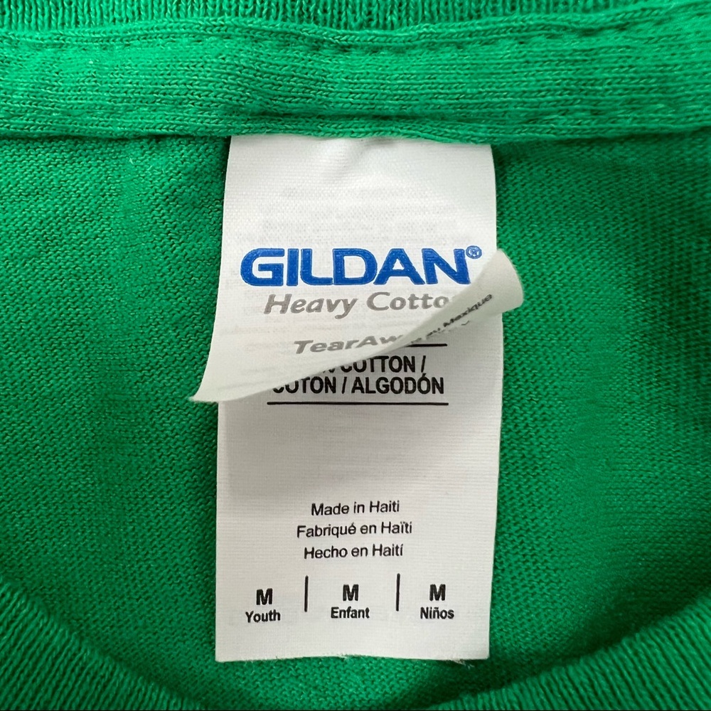 Beach please green t shirt - Picture 3 of 3